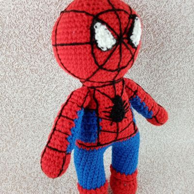 Вязаная игрушка из мультсериала «Человек-Паук» Человек-паук, 28 см — фото 2