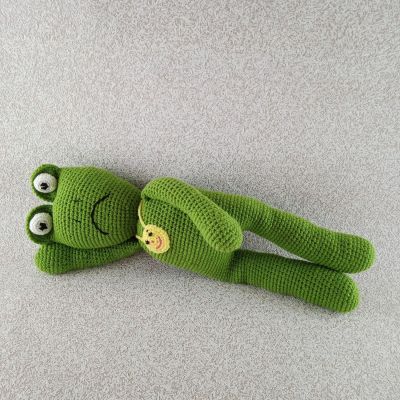 Вязаная игрушка Лягушка-зеленушка, 47 см  — фото 6