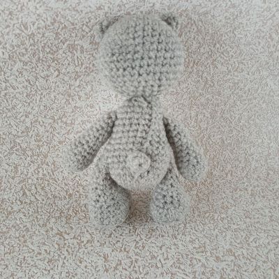 Вязаная игрушка Мишка Тедди, 21 см — фото 4