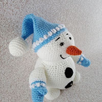 Вязаная игрушка Весёлый Снеговик, 26×20 см — фото 2
