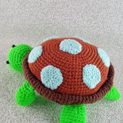 Вязаная игрушка Черепаха Маха, 31×24 см — фото 3