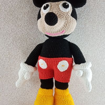 Вязаная игрушка из мультиков про Микки Мауса Микки Маус, 54 см — фото 4